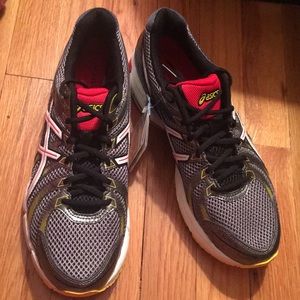 ASICS men’s gel exalt shoes size 8